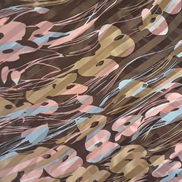 William B Silk Sleeveless Sheer V-Neck Blouse M‎ - Picture 6 of 6